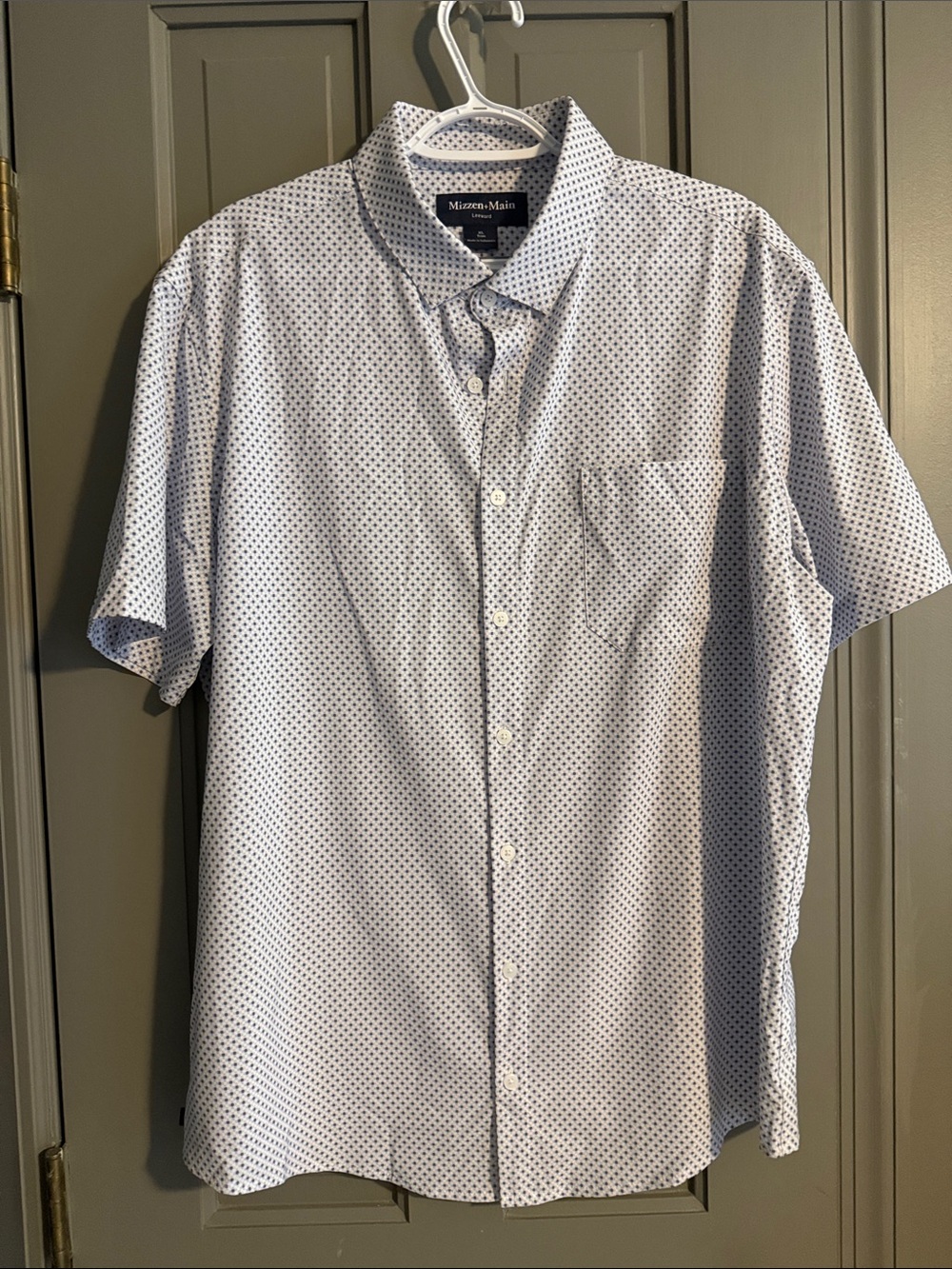 Mizzen+Main Light Blue Micro Dot Short-Sleeve Button-Down (Trim)